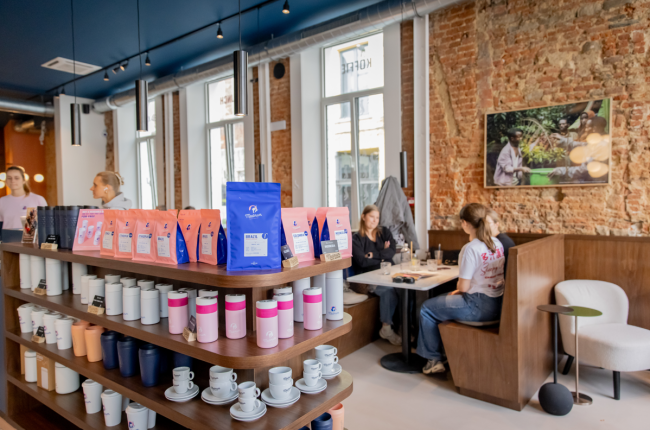 Met Madmum Coffee Roasters van Pieter Claes opent de vierde koffiebar op rij op de IJzerenleen.