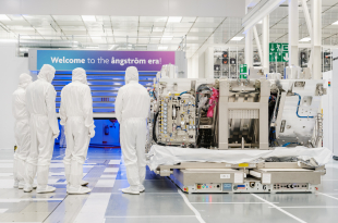 20260318 Leuven. IMEC. nstallatie van high NA EUV lithografiemachine.