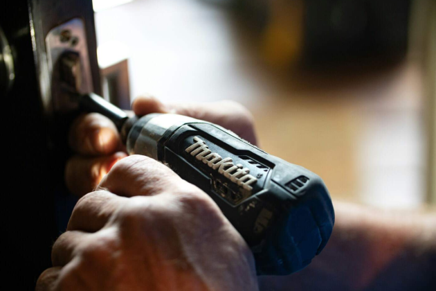 Inwoners van de gemeenten binnen Kordia en ILV Noorderkempen kunnen ook de komende jaren een beroep blijven doen op de Klusdienst van Morgenmakers.