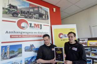 De onderscheiding beloont de samenwerking tussen beide bedrijven binnen het segment van zwaar transportmaterieel.