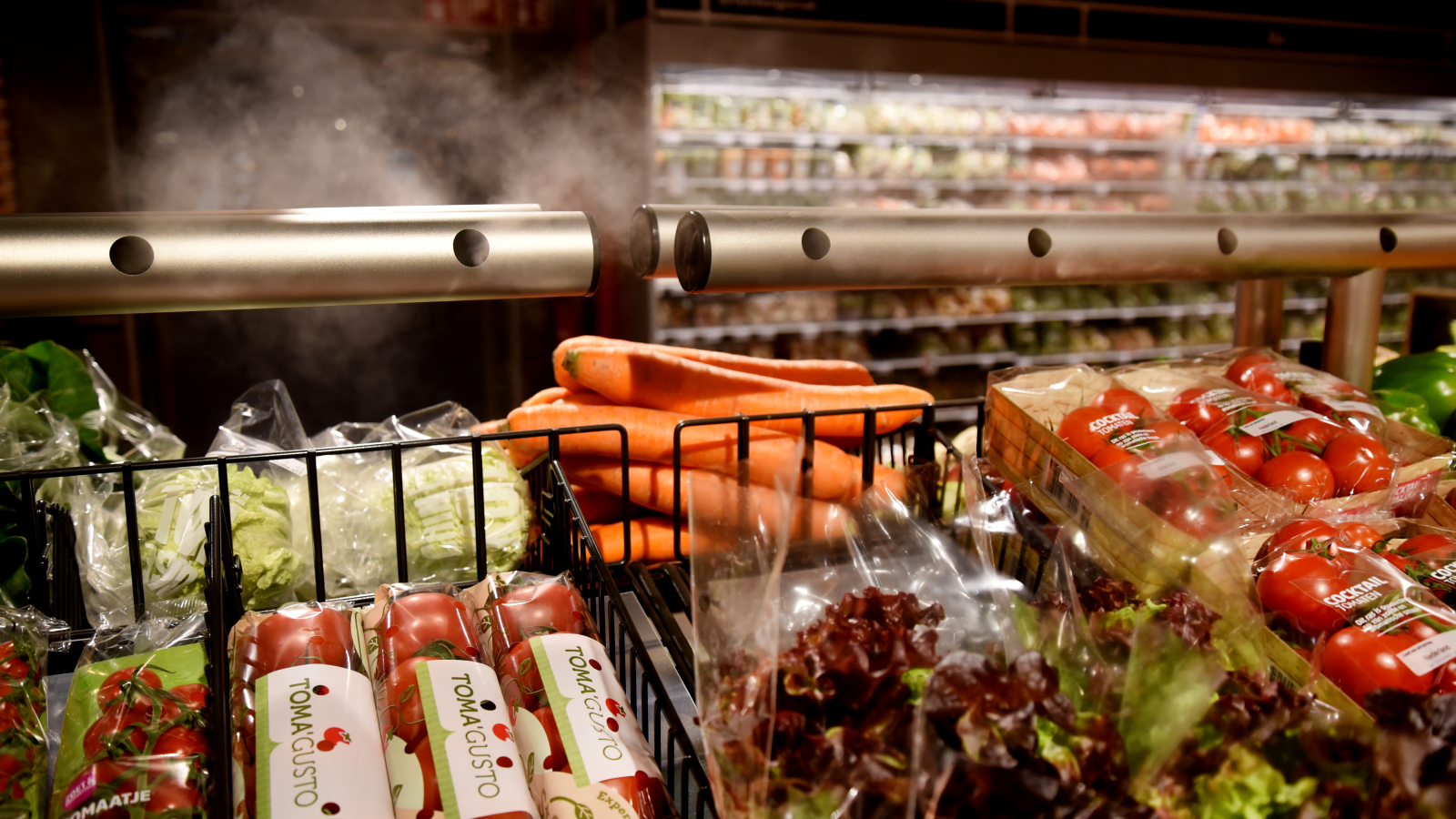 Albert Heijn & mist boven de groenten