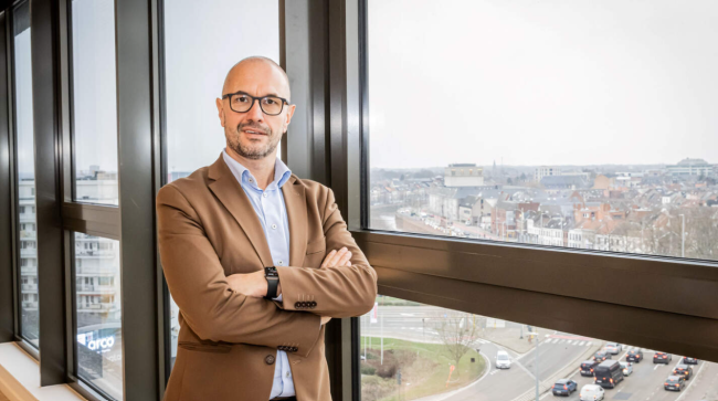 Tom Laveren
