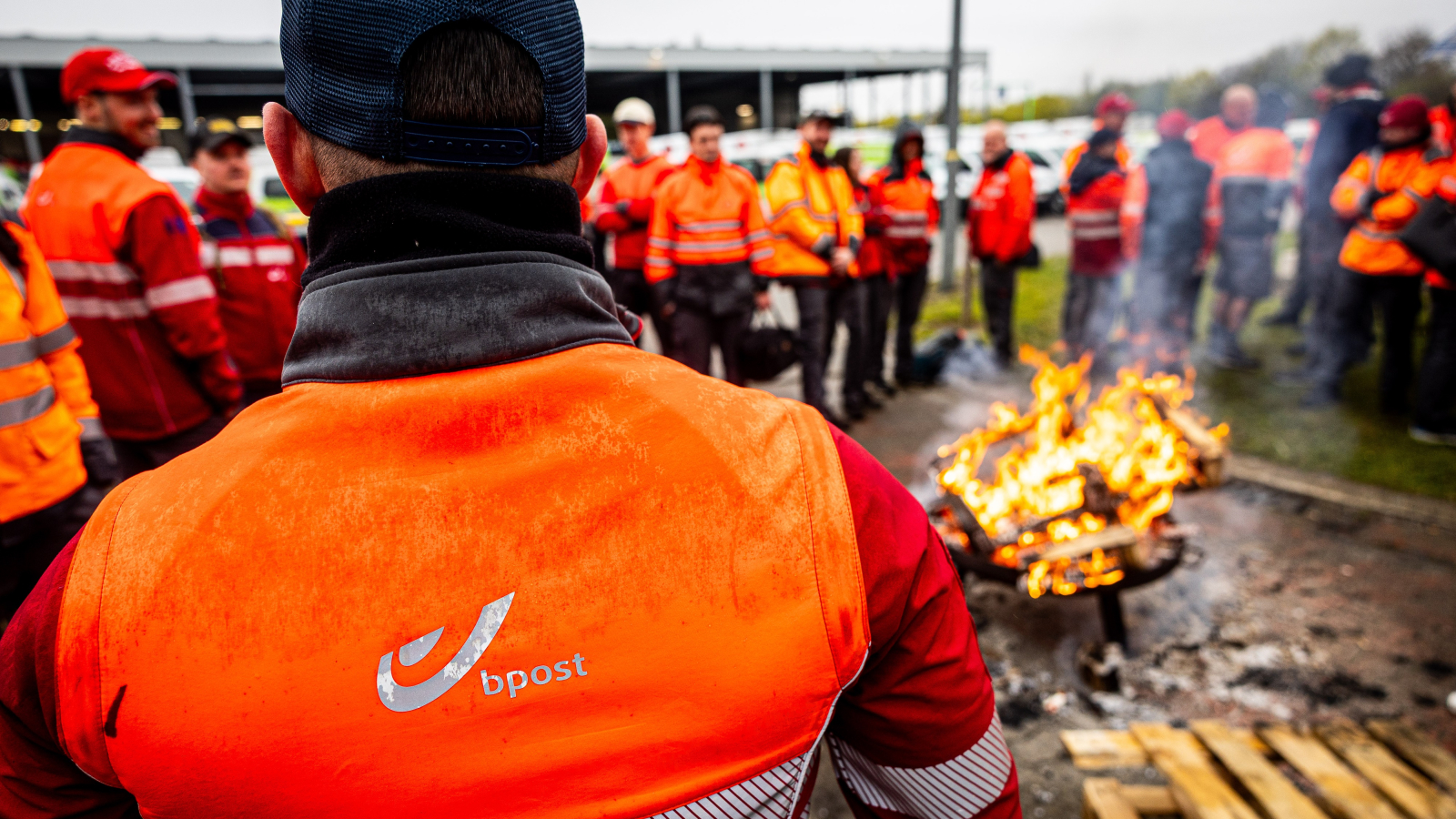 Staking B-post
