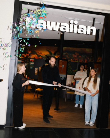 Mattijs Hermans opent Hawaiian in Woluwe