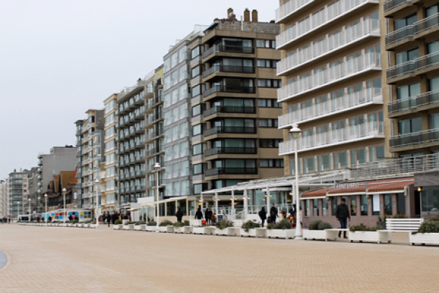 Nieuwpoort-zeedijk