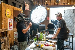 Tom Bertels van Barbecoa krijgt eigen tv-programma
