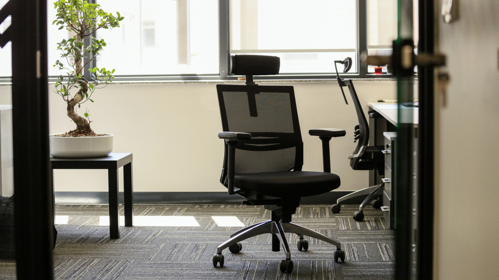 Modern office chair