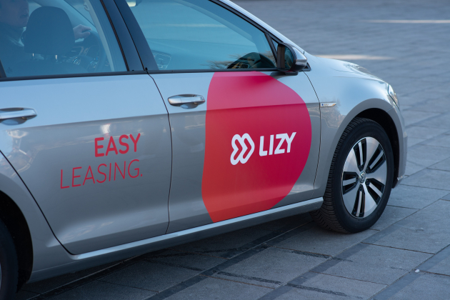 Lizy_branded_car