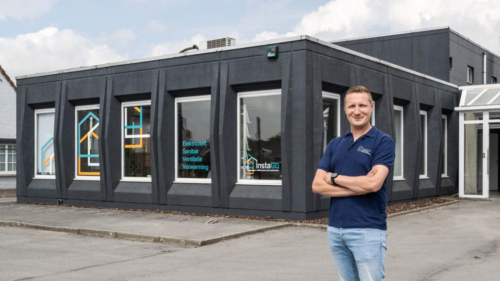 Klanten krijgen niet alleen advies maar kunnen bij InstaGo ook de nodige materialen aankopen_