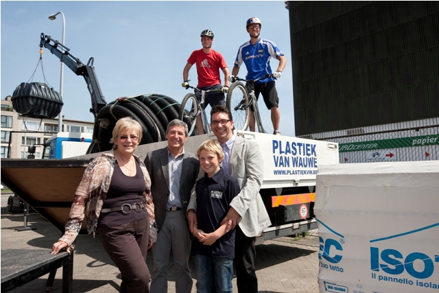 Failliet Plastiek Van Wauwe maakt doorstart als webshop: “Naast de familie blijft er nog maar één werknemer over”