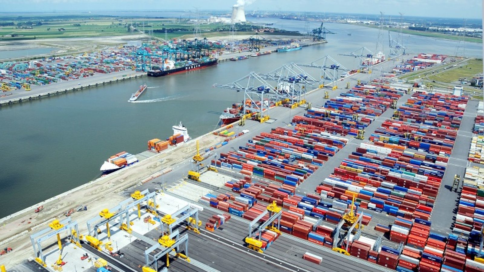 Containers Blijven Koning In Antwerpse Haven Made In