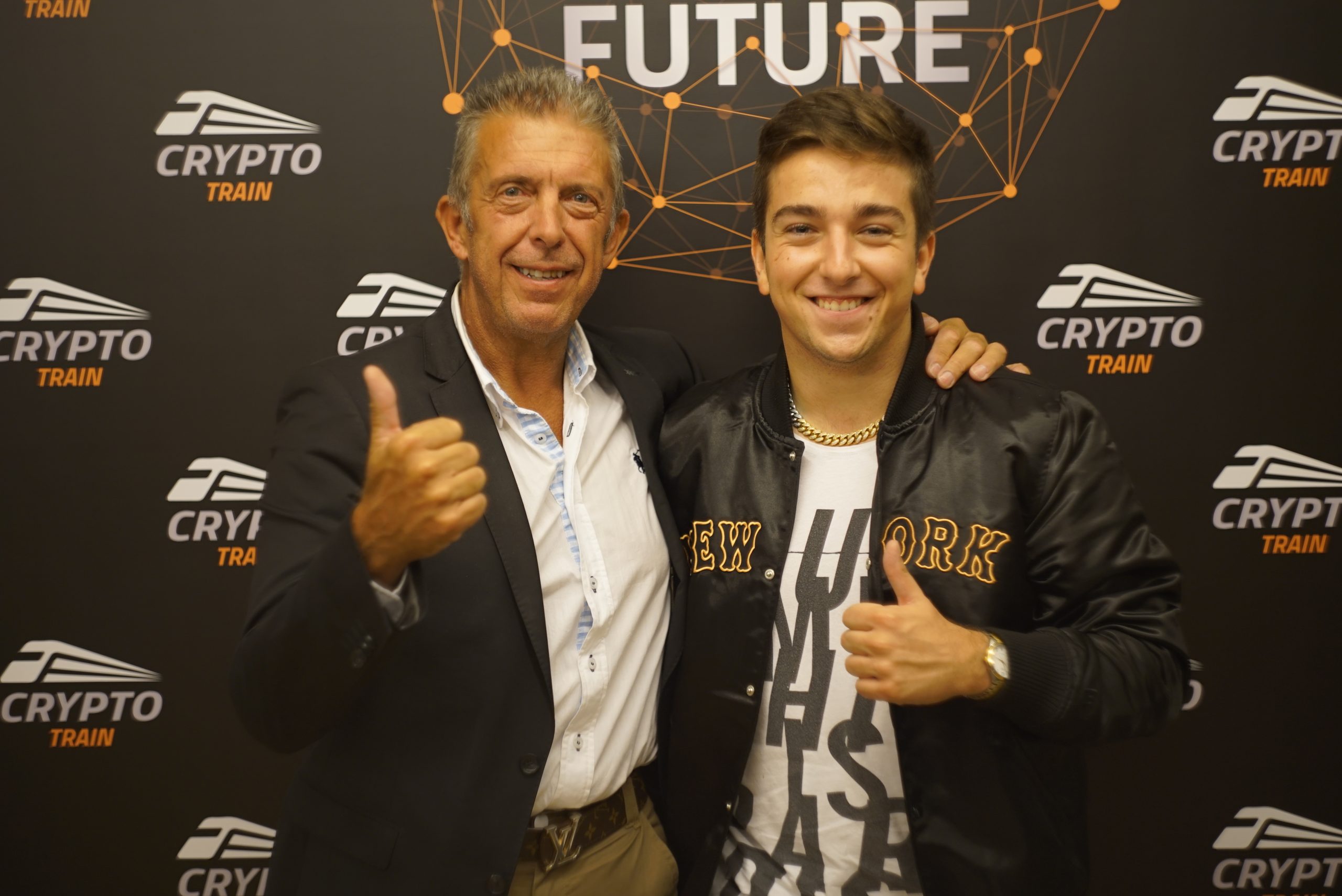 Cryptotrain (Geel) leert leken over cryptogeld - Made in