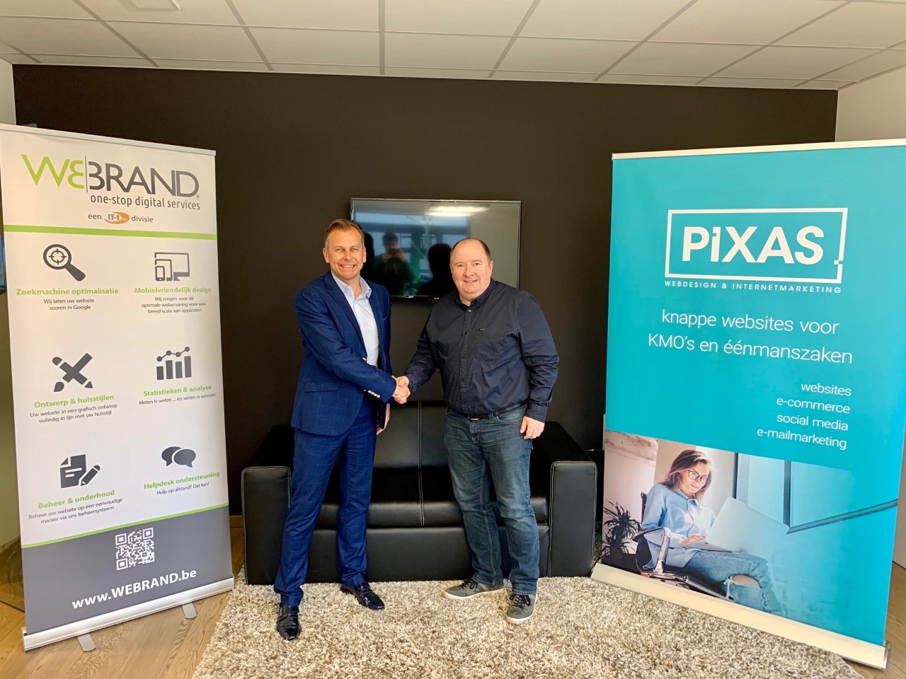 IT1 neemt de webdevelopment activiteiten van PIXAS over - Made in